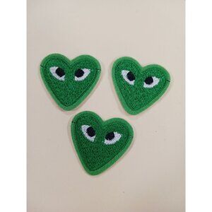 Iron On Sew On Applique Patch : Heart Eyes (3 Patches) Green